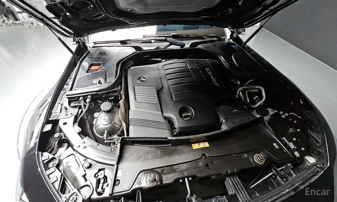 Фото 6 - Mercedes-Benz AMG GT