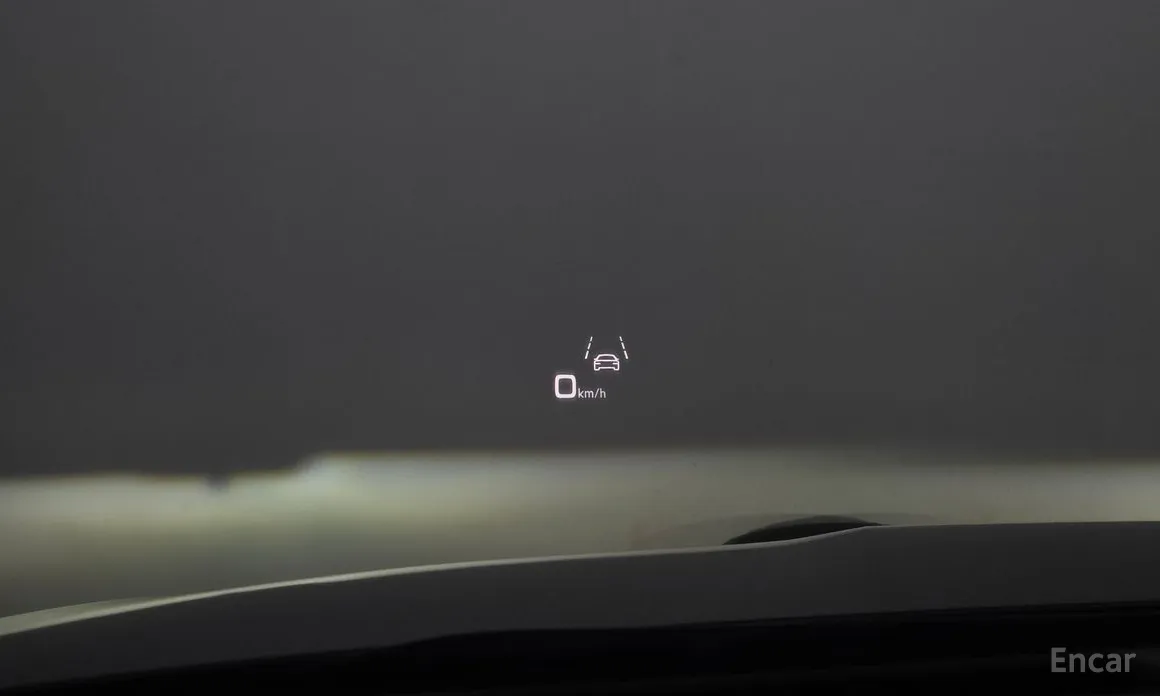 Фото 17 - Audi e-tron