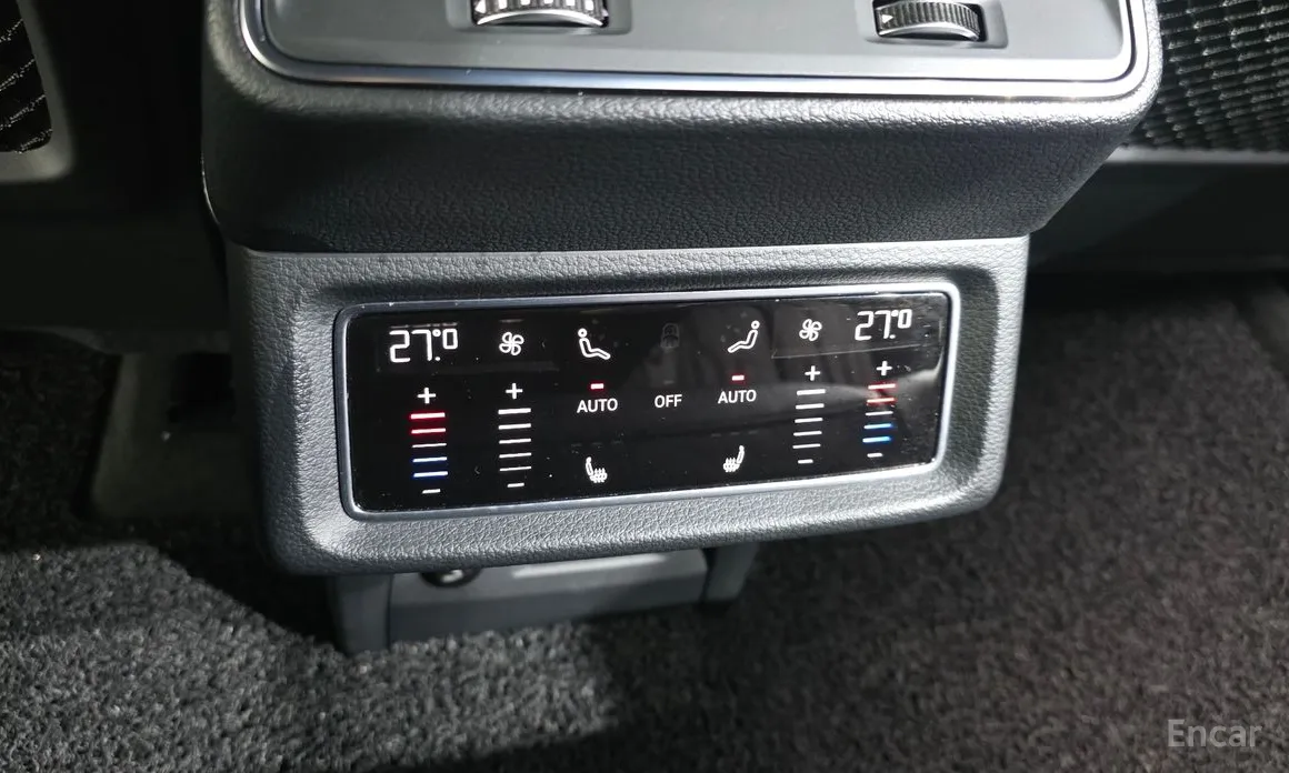 Фото 18 - Audi e-tron