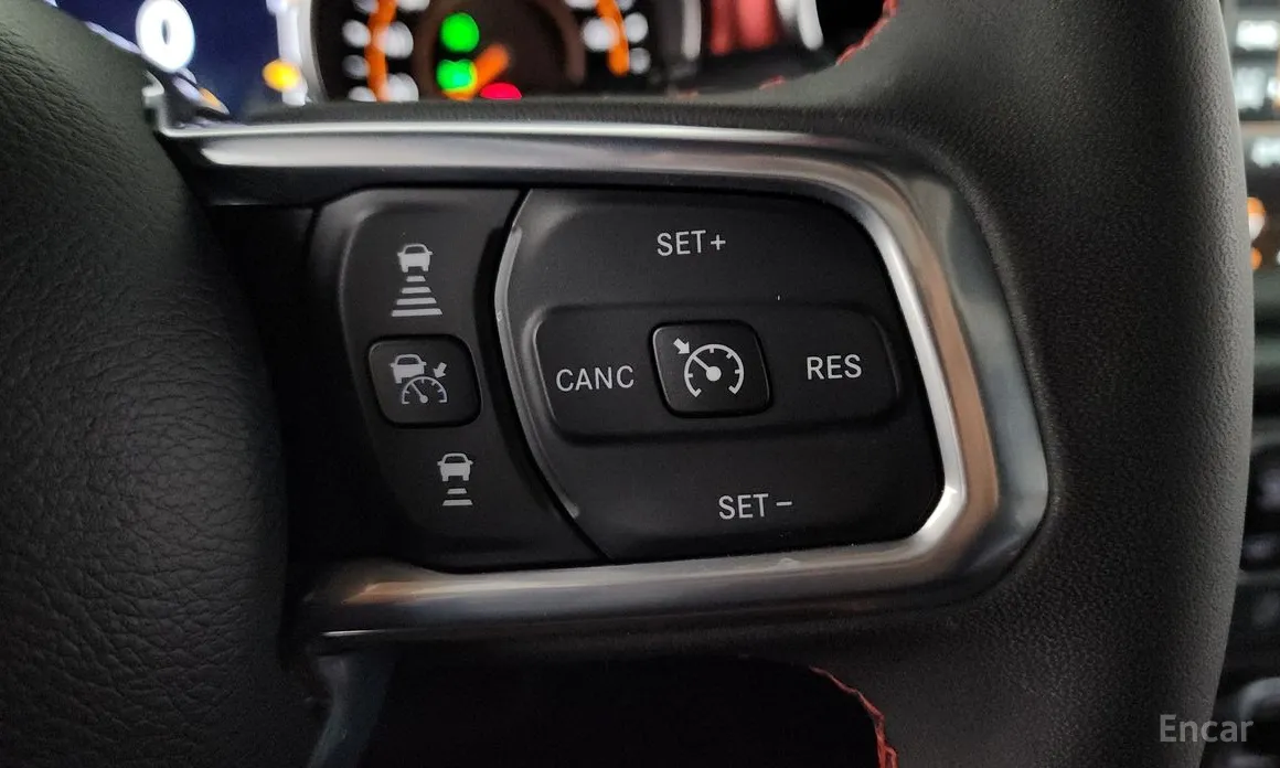 Фото 14 - Jeep Gladiator