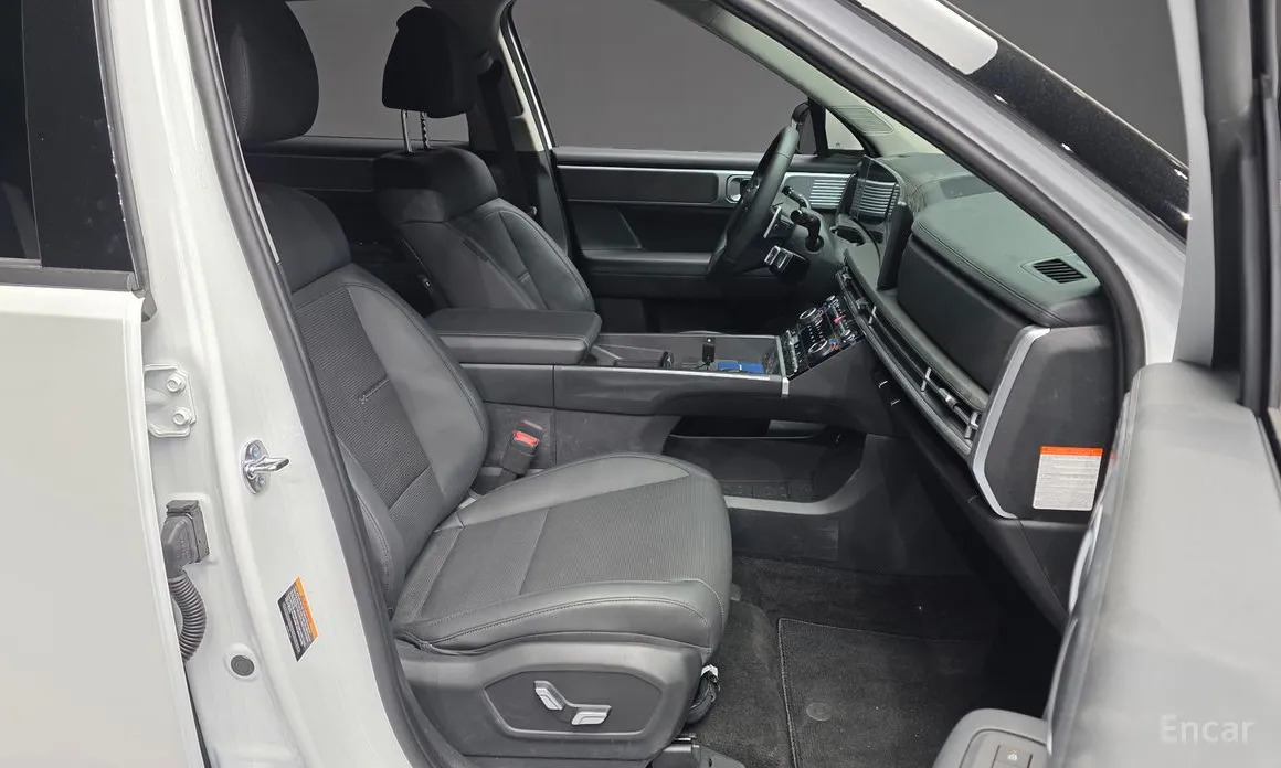 Фото 11 - Hyundai Santa Fe