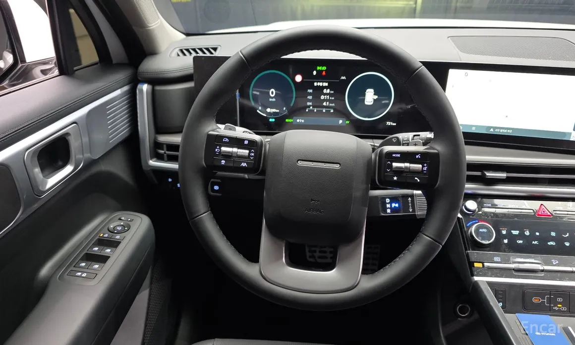 Фото 13 - Hyundai Santa Fe