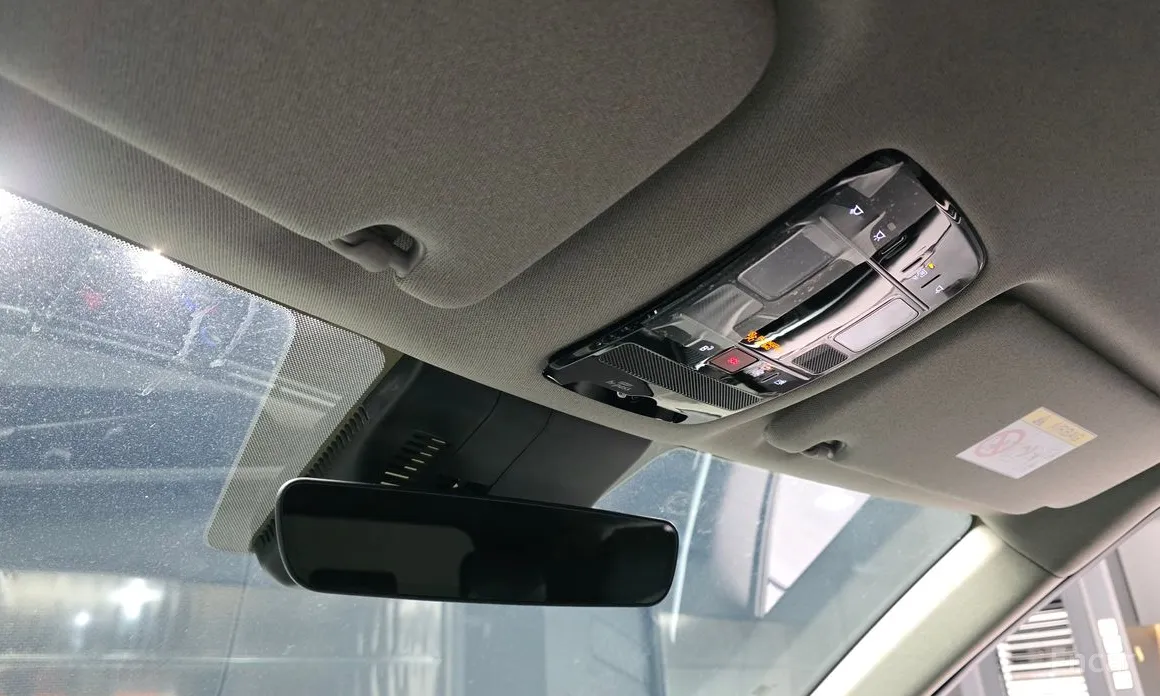 Фото 17 - Hyundai Santa Fe