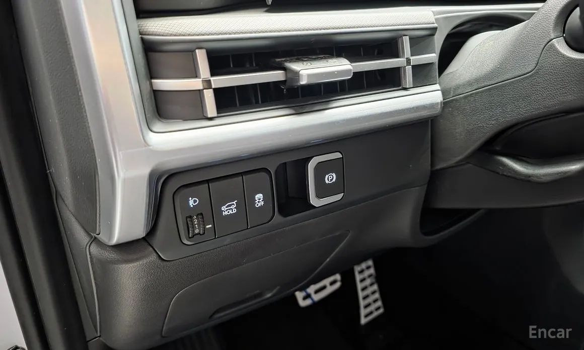 Фото 18 - Hyundai Santa Fe