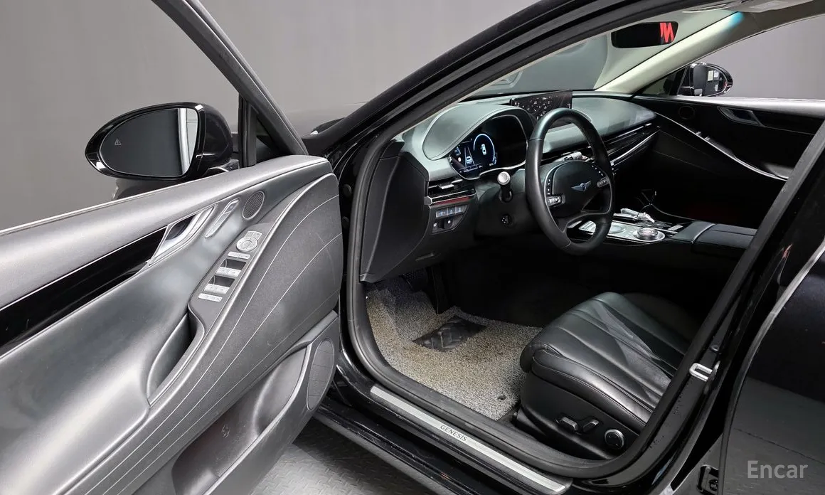 Фото 10 - Genesis G80