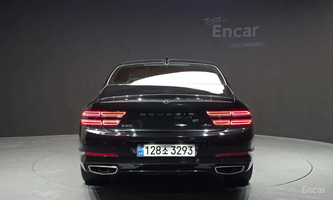 Фото 4 - Genesis G80