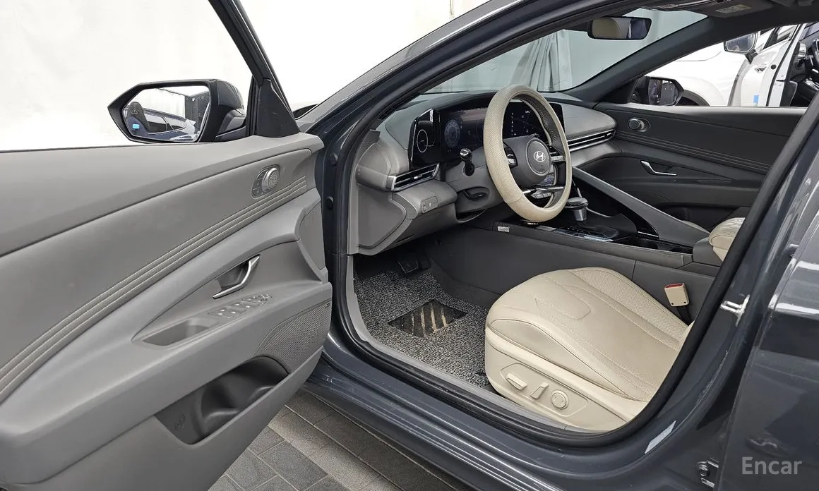 Фото 10 - Hyundai Avante