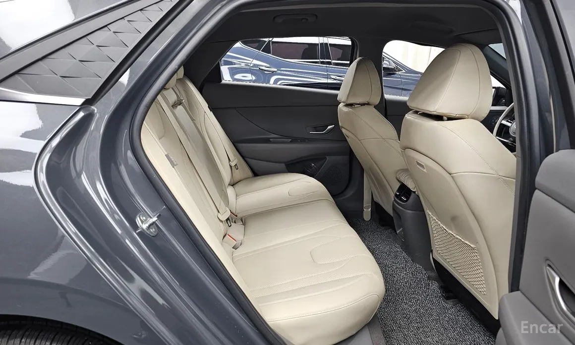 Фото 12 - Hyundai Avante