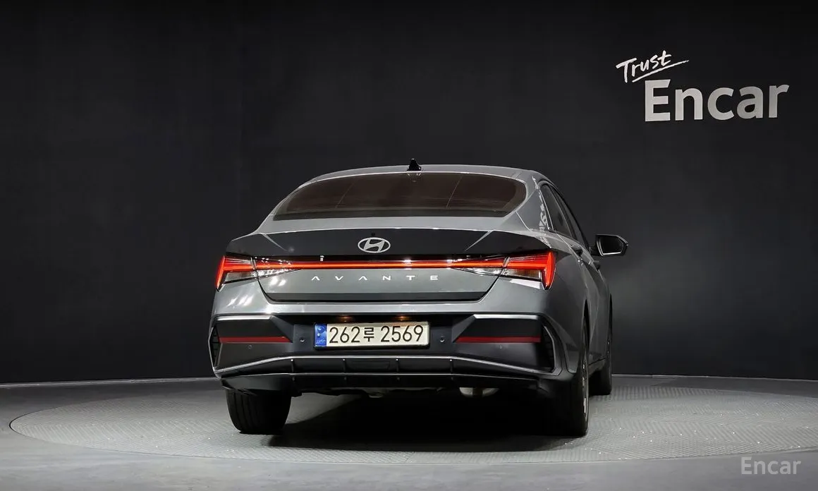 Фото 4 - Hyundai Avante