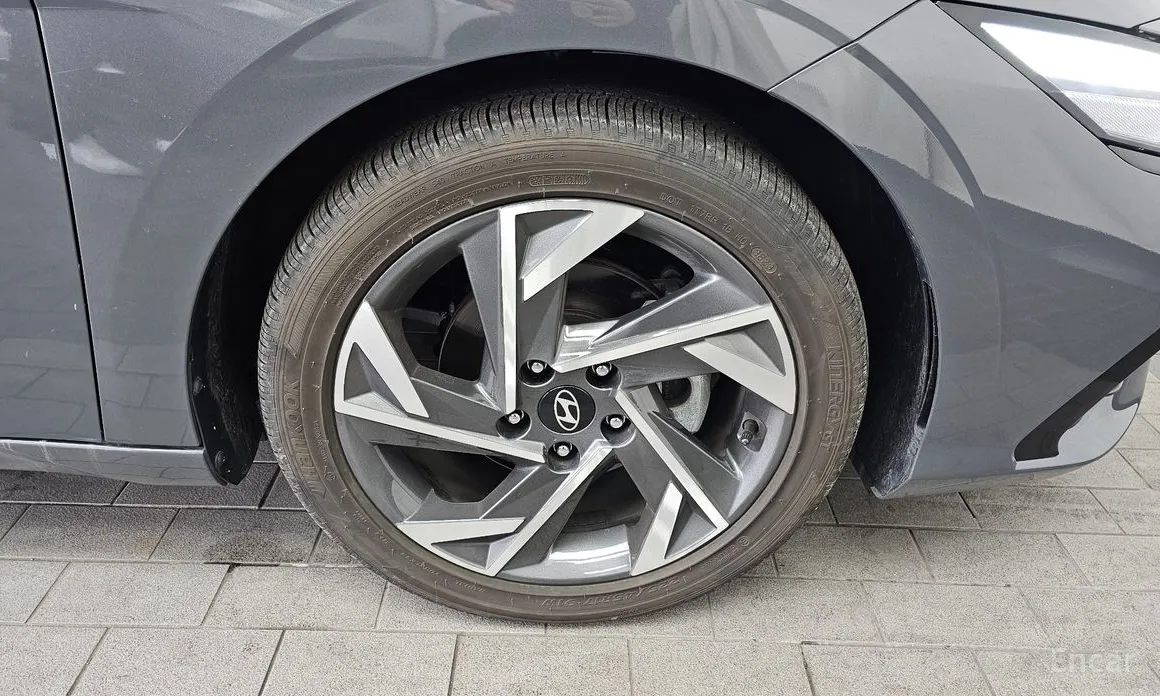 Фото 5 - Hyundai Avante