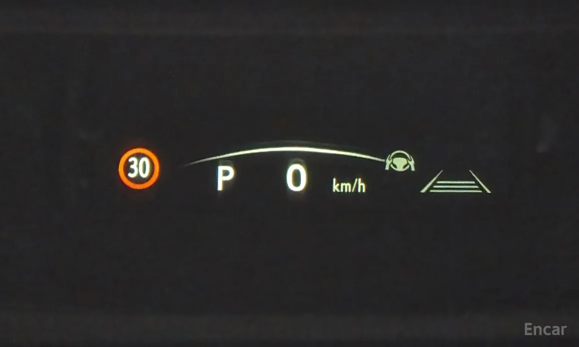 Фото 18 - Lexus NX