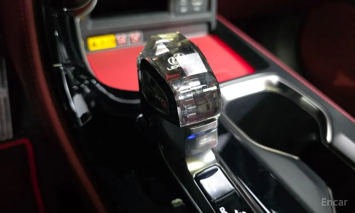 Фото 9 - Lexus NX