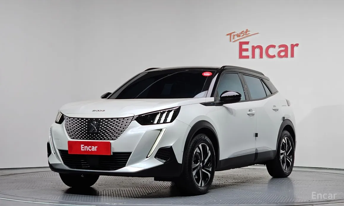 Фото 1 - Peugeot 2008