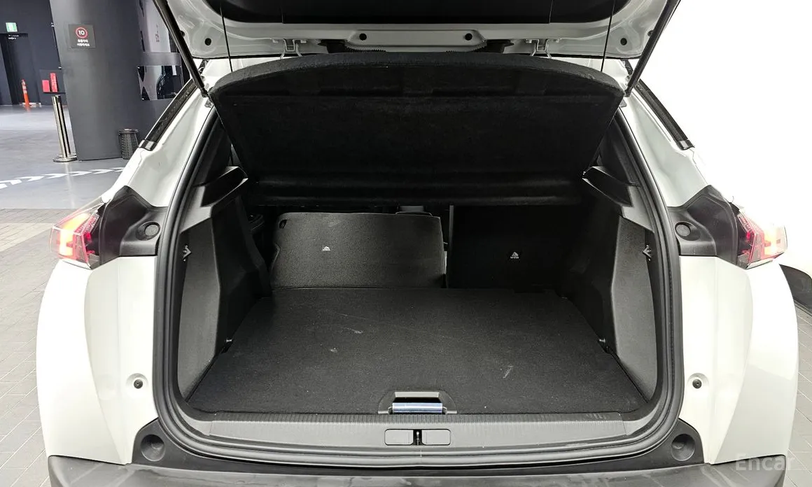 Фото 20 - Peugeot 2008