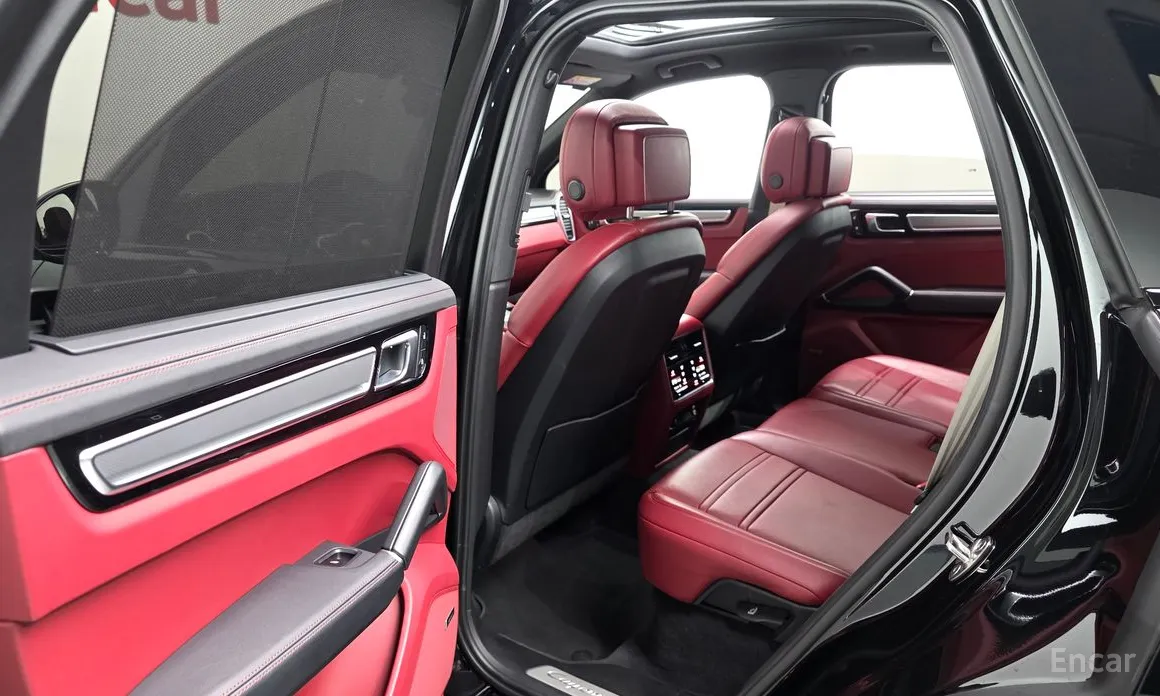 Фото 12 - Porsche Cayenne