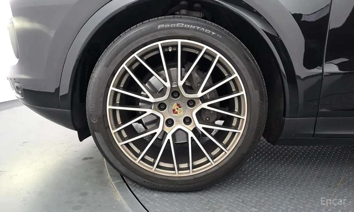 Фото 5 - Porsche Cayenne