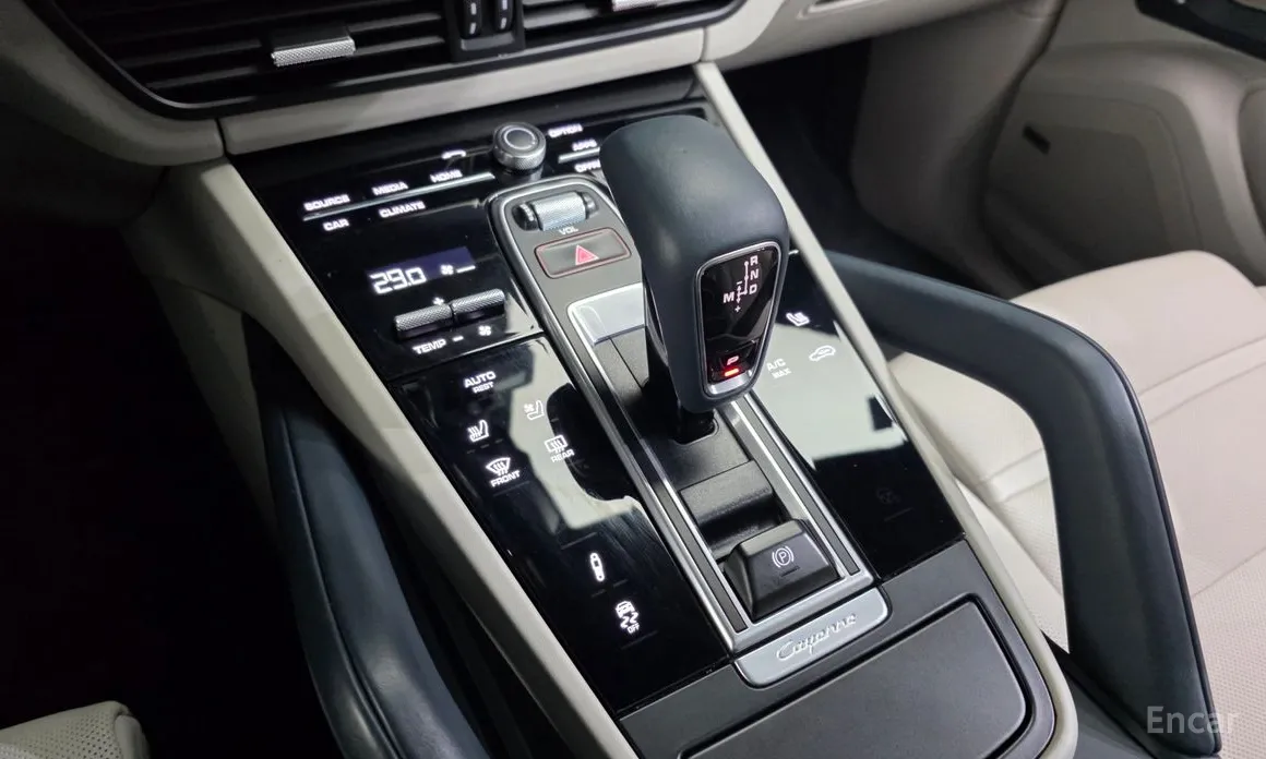 Фото 9 - Porsche Cayenne