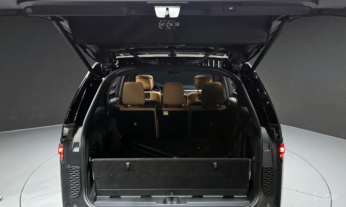 Фото 20 - Land Rover Discovery