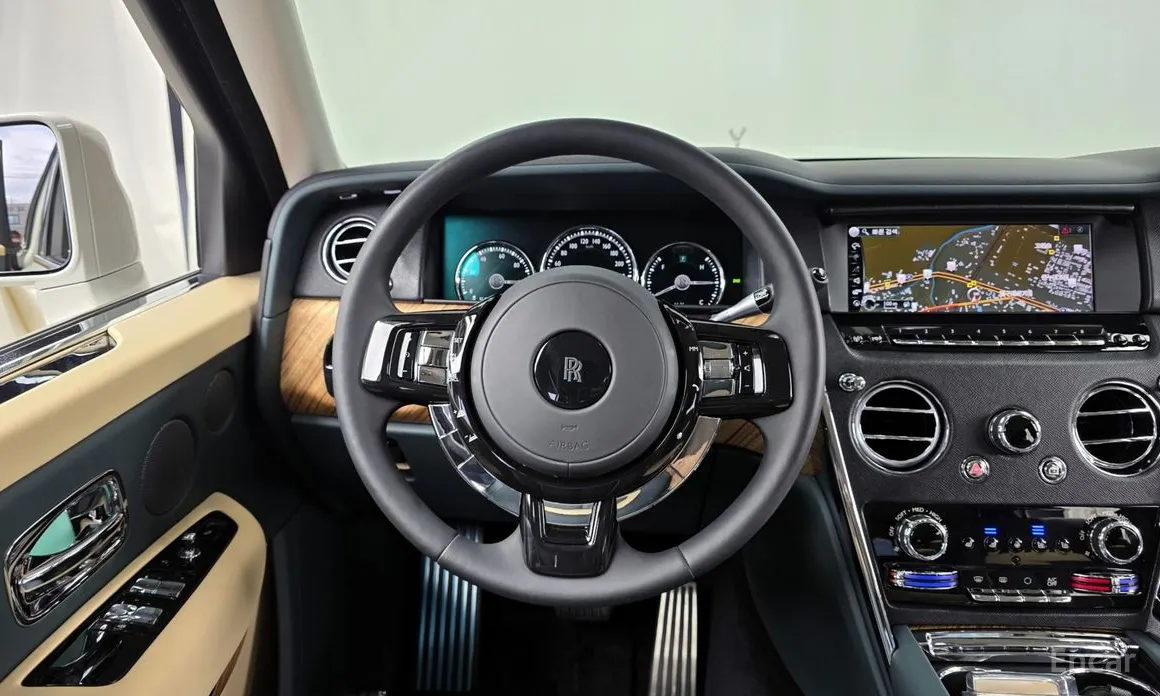 Фото 16 - Rolls-Royce Cullinan