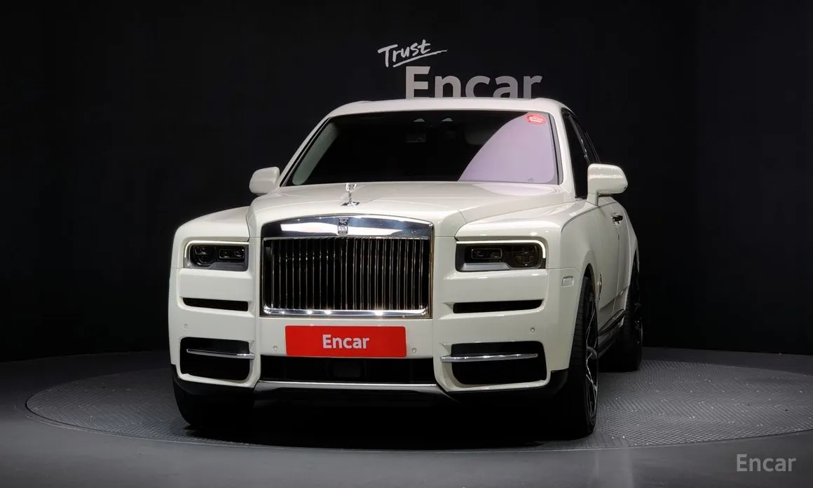 Фото 3 - Rolls-Royce Cullinan