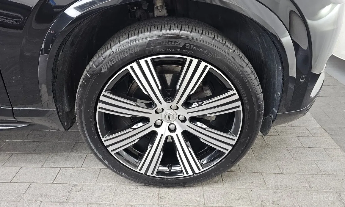 Фото 5 - Volvo XC90