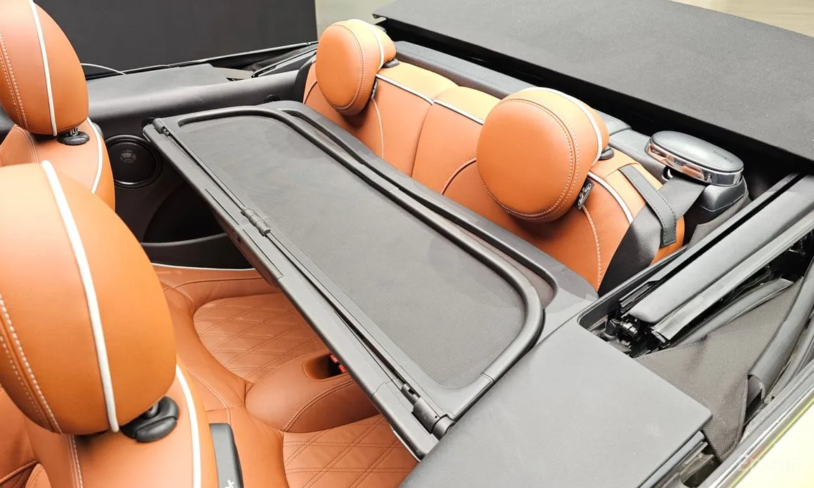 Фото 12 - Mini Cooper Convertible