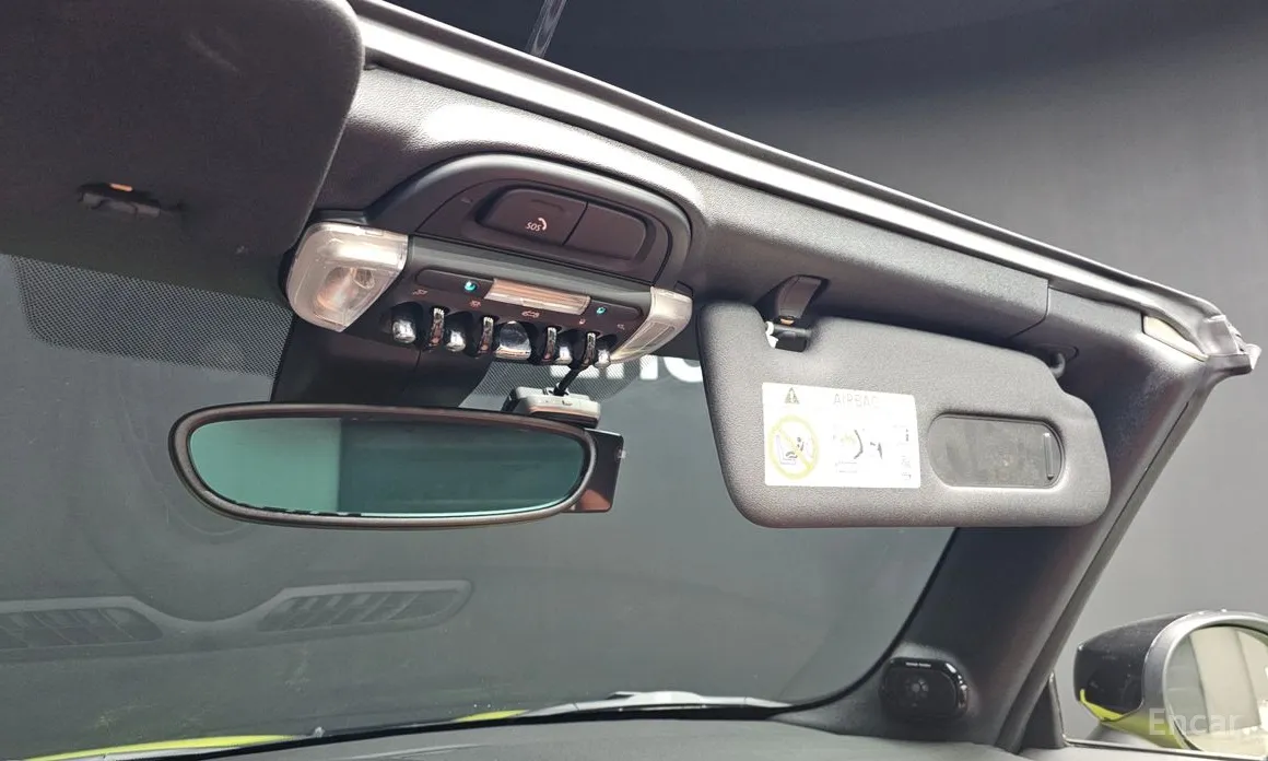 Фото 19 - Mini Cooper Convertible