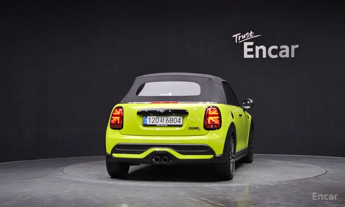 Фото 4 - Mini Cooper Convertible