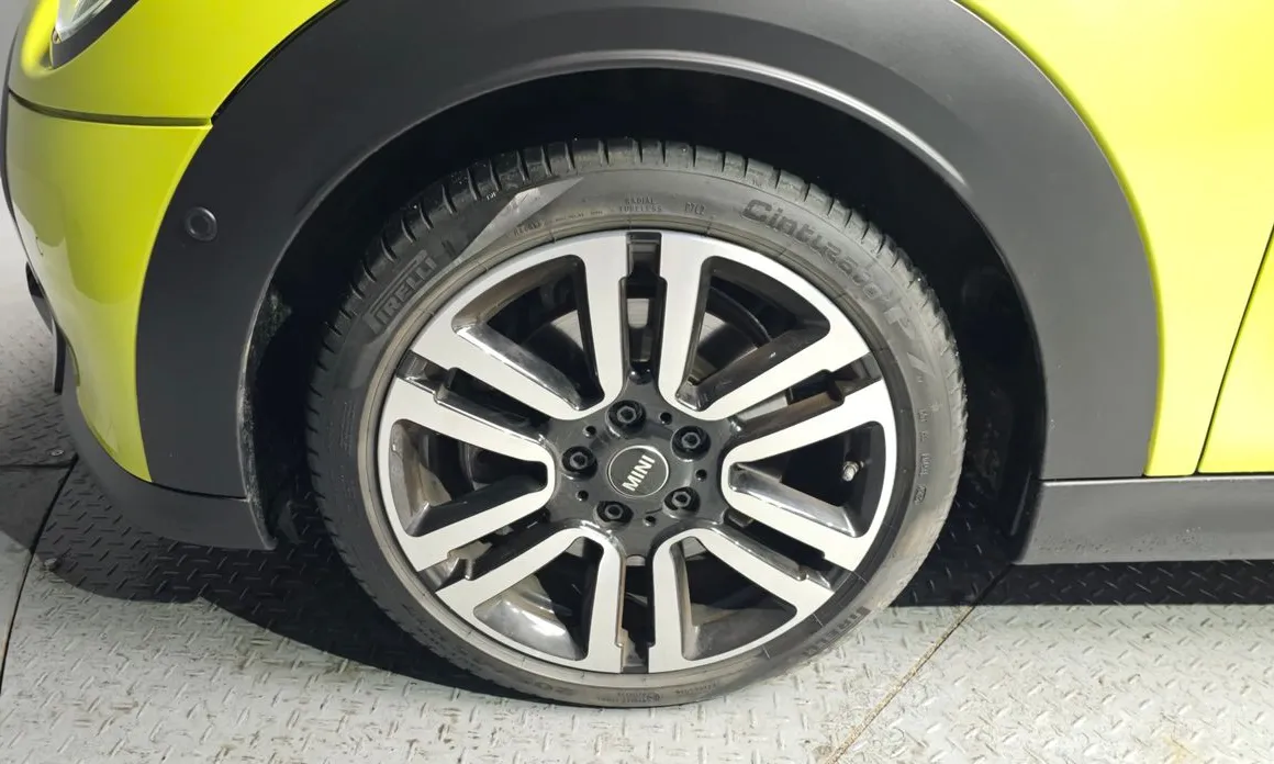 Фото 5 - Mini Cooper Convertible