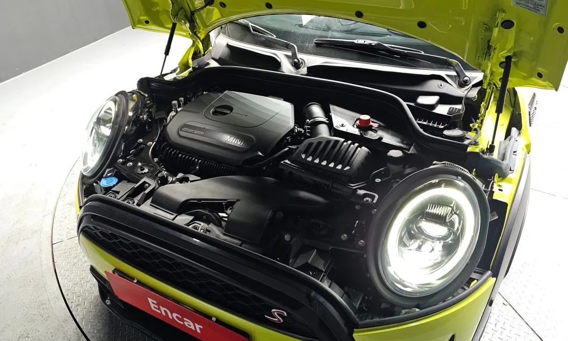 Фото 6 - Mini Cooper Convertible