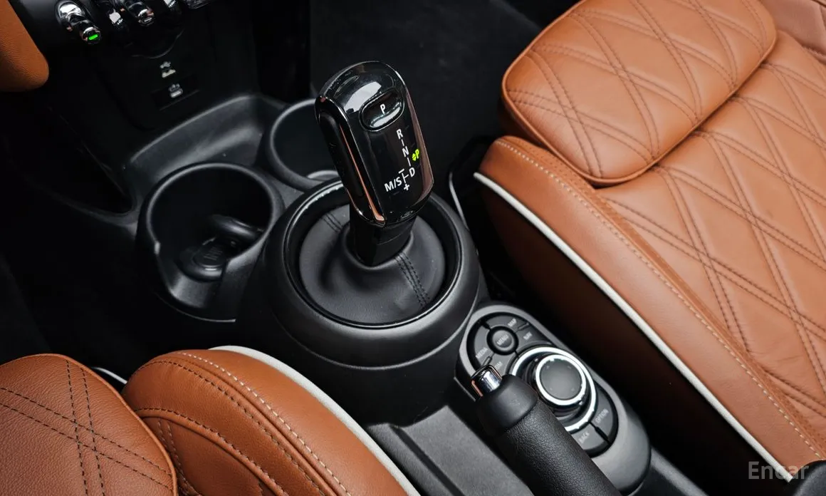 Фото 9 - Mini Cooper Convertible