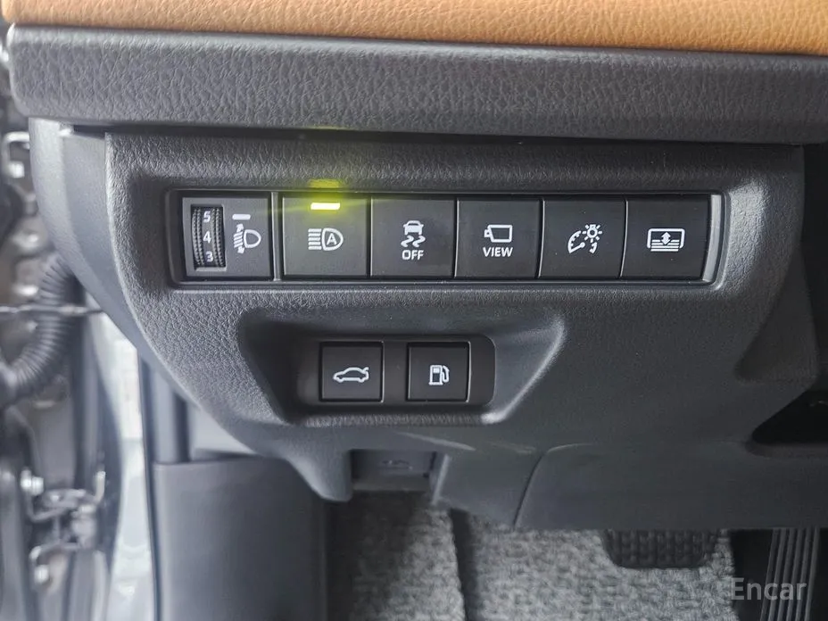 Фото 11 - Toyota Camry