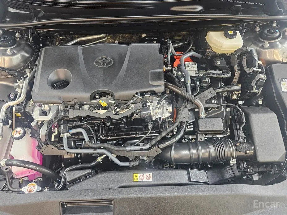 Фото 18 - Toyota Camry