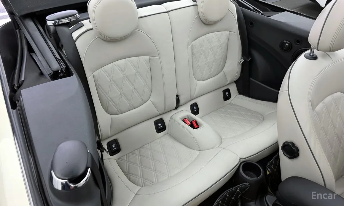 Фото 12 - Mini Cooper Convertible