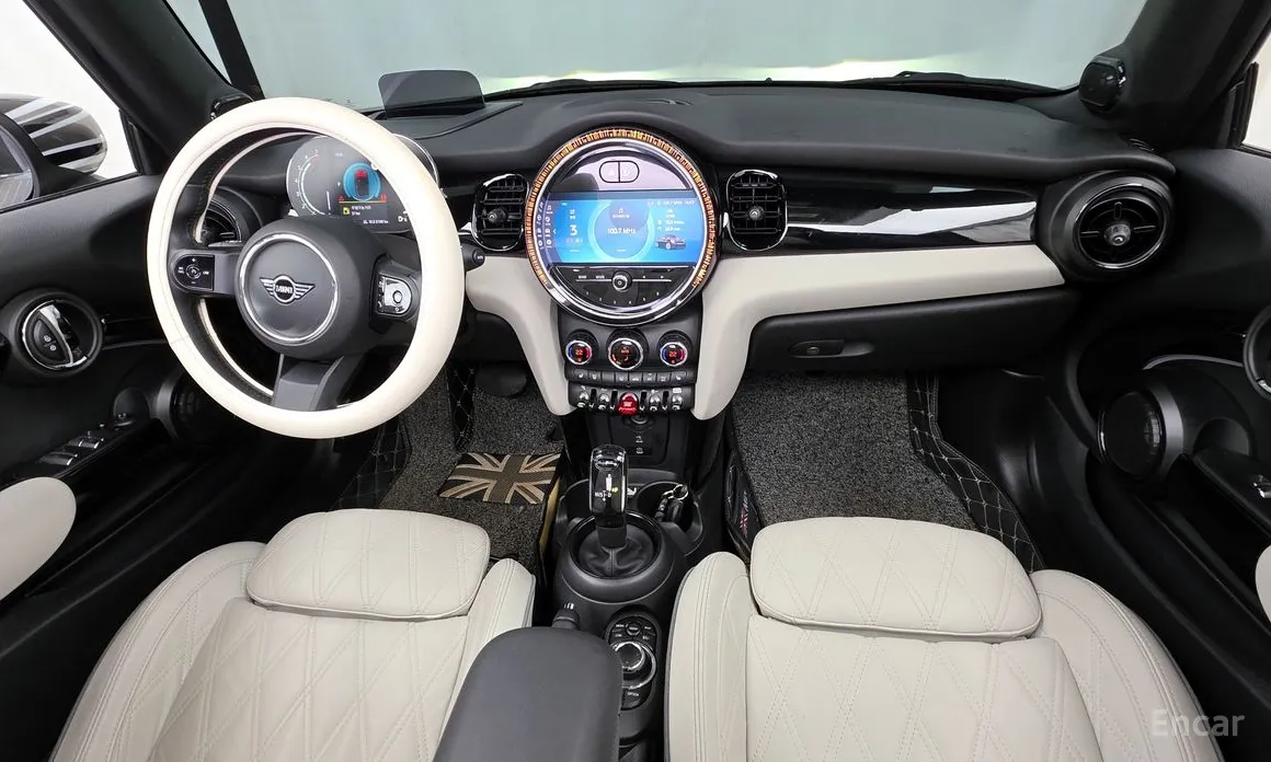 Фото 7 - Mini Cooper Convertible