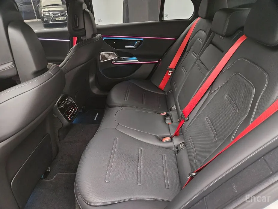 Фото 11 - Mercedes-Benz E-Class