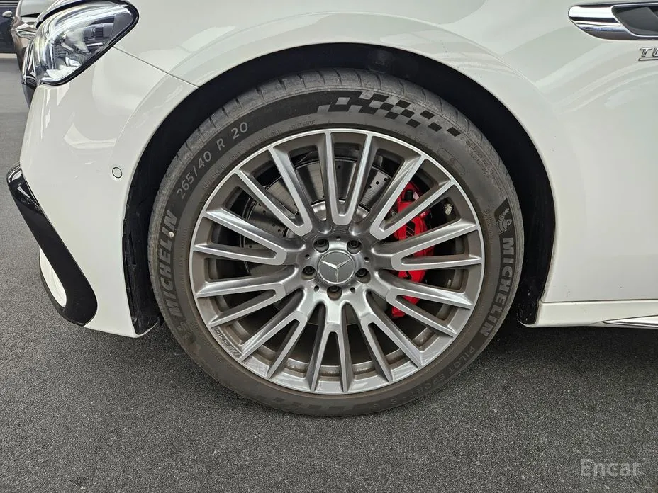 Фото 5 - Mercedes-Benz E-Class