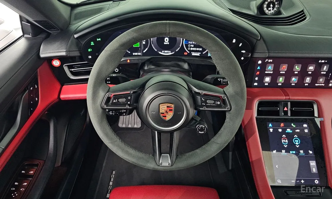 Фото 13 - Porsche Taycan