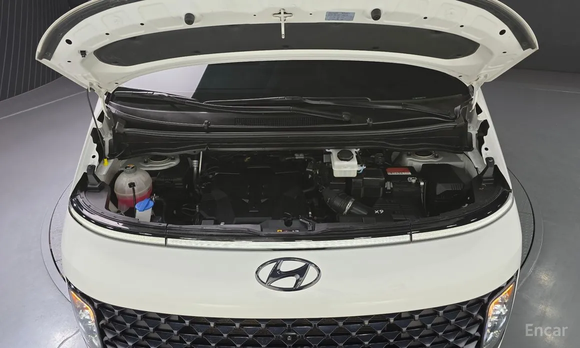 Фото 6 - Hyundai Staria