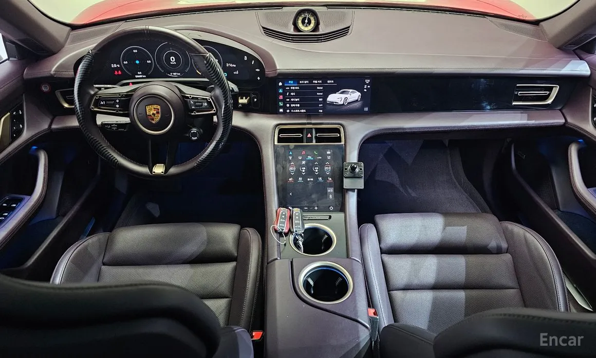 Фото 7 - Porsche Taycan