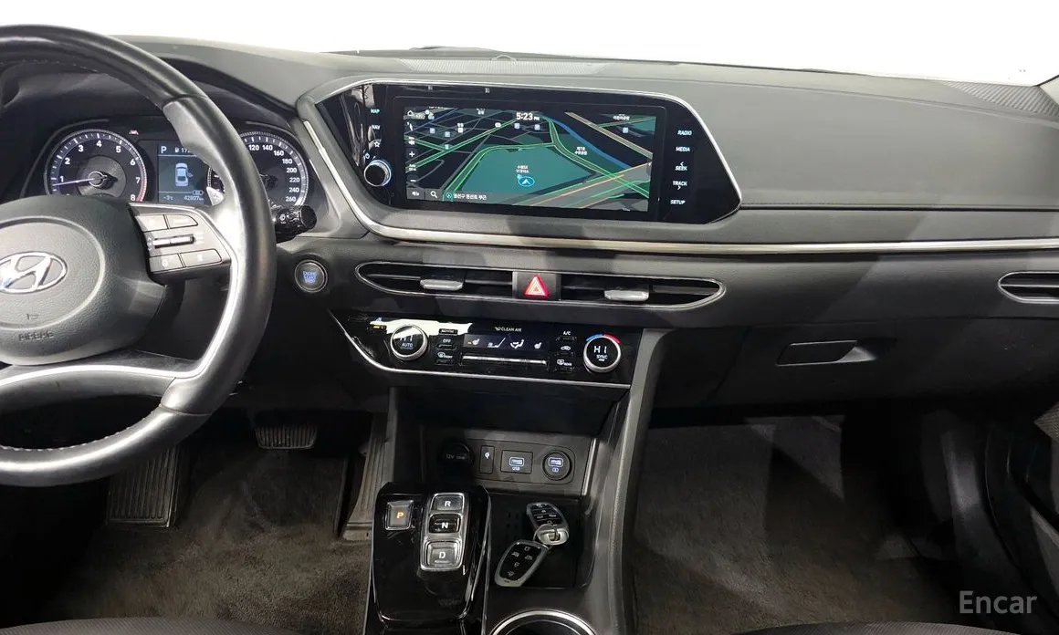 Фото 15 - Hyundai Sonata