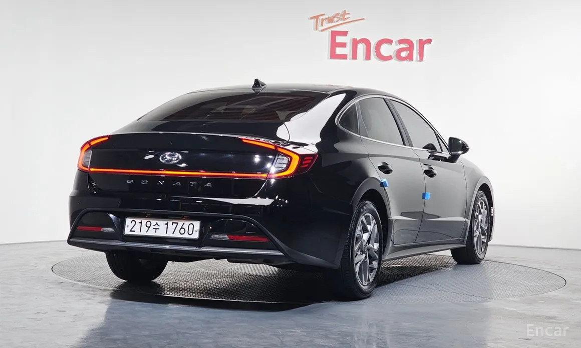 Фото 2 - Hyundai Sonata