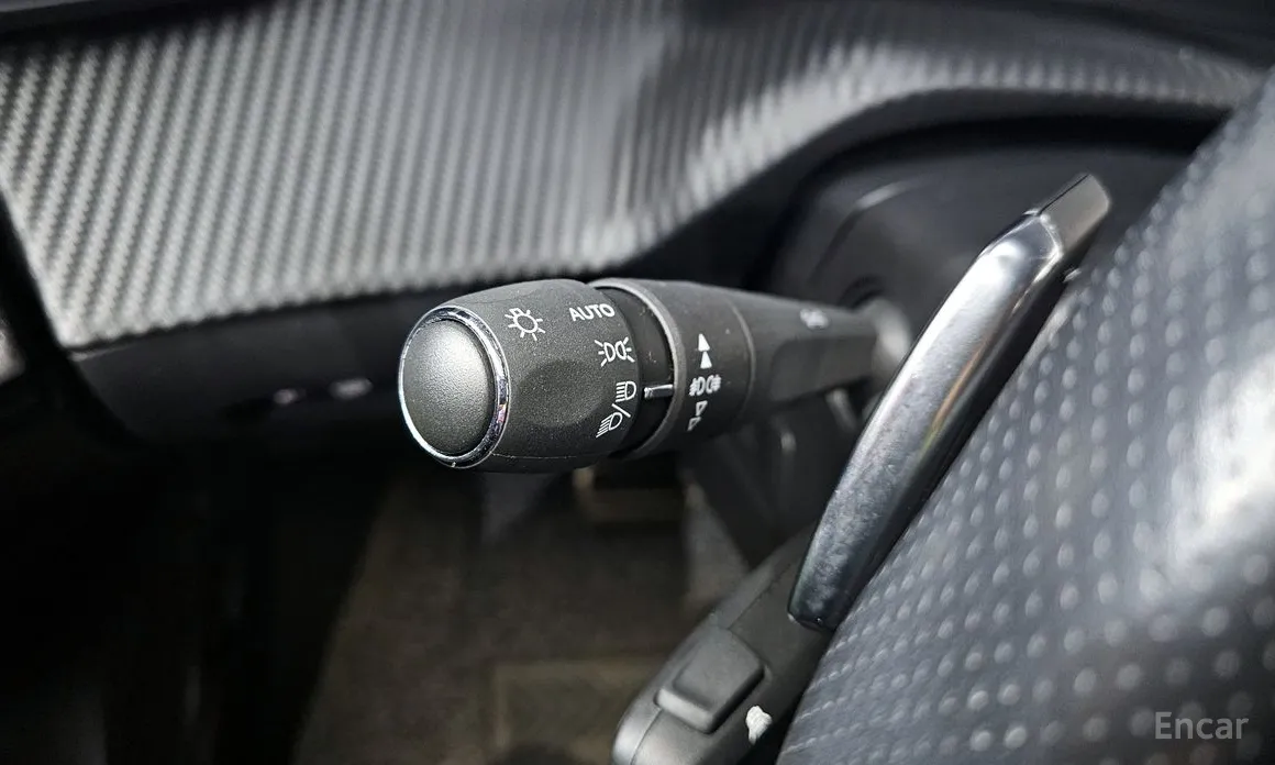 Фото 18 - Peugeot 2008