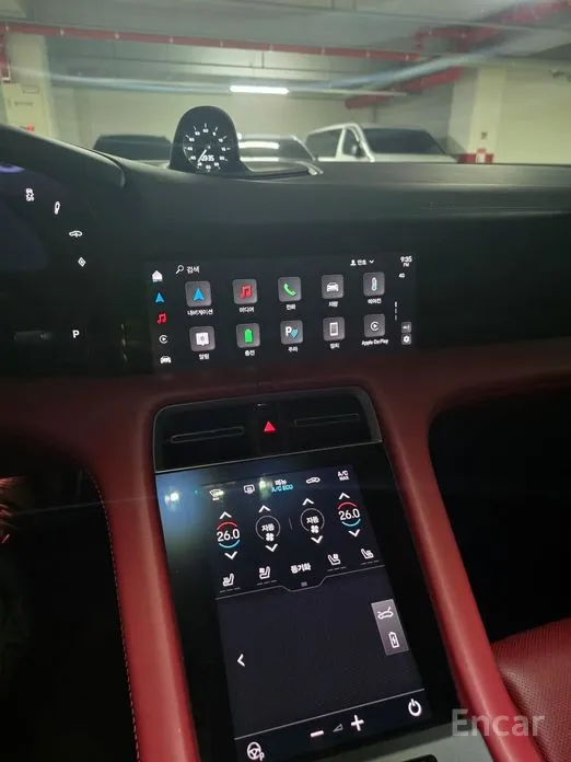 Фото 6 - Porsche Taycan