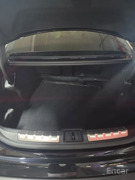 Фото 9 - Porsche Taycan