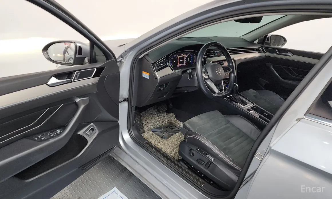 Фото 10 - Volkswagen Passat