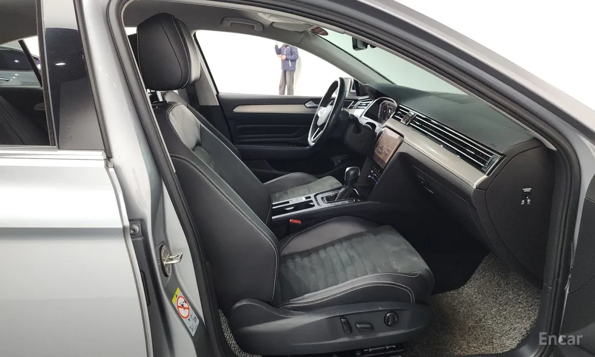 Фото 11 - Volkswagen Passat