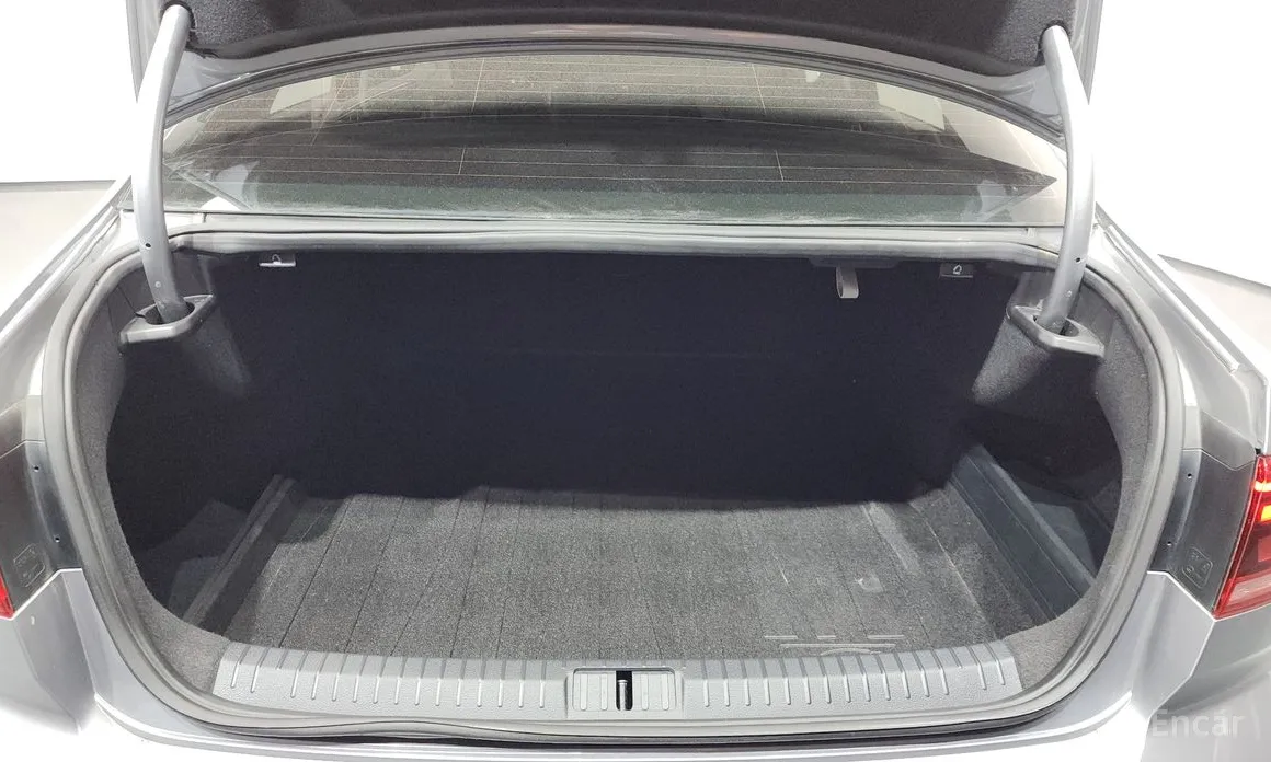 Фото 20 - Volkswagen Passat