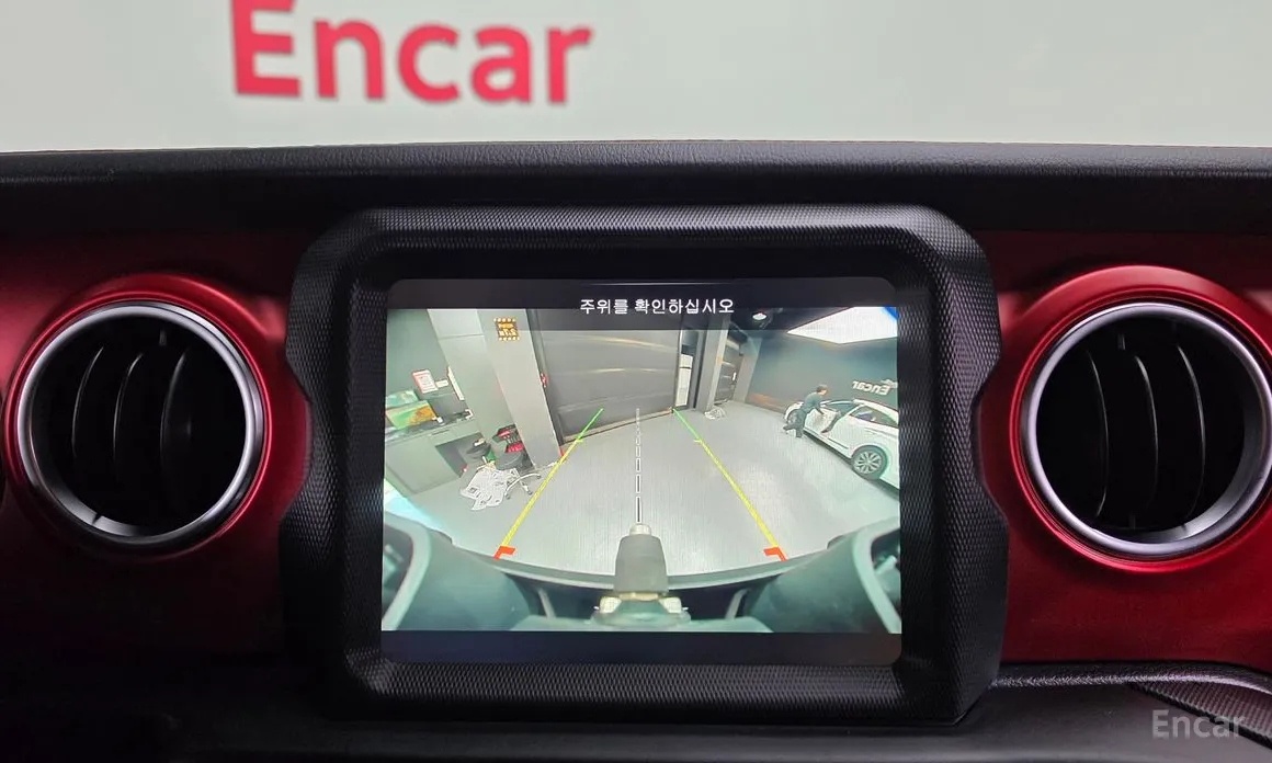 Фото 14 - Jeep Wrangler