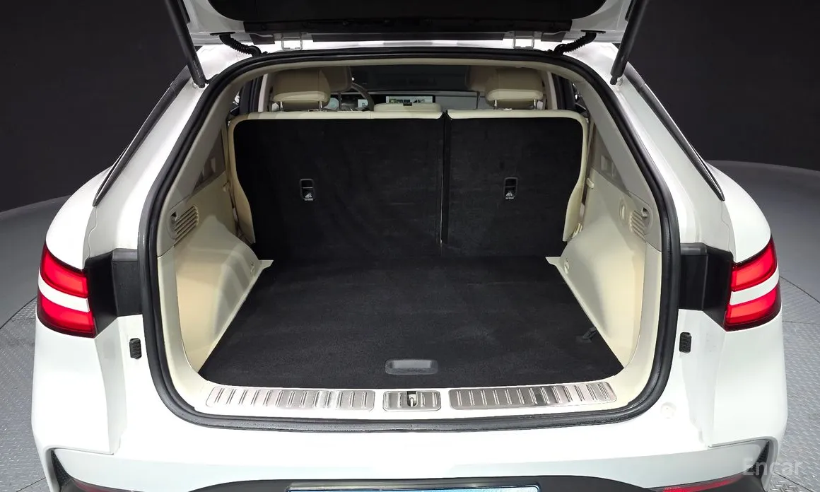 Фото 20 - Genesis GV60